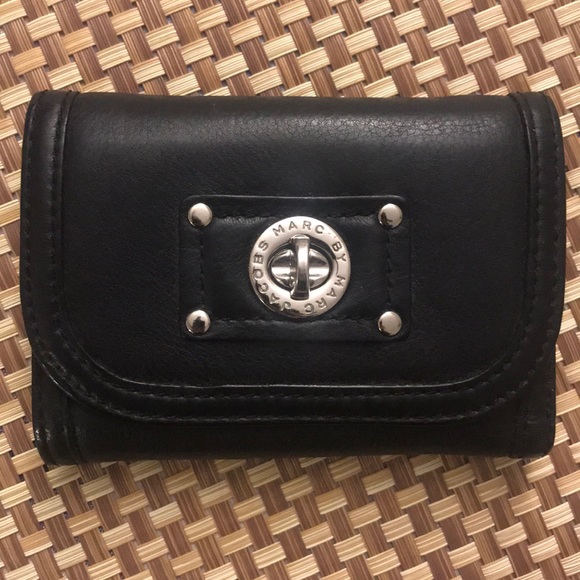 Marc Jacobs Accessories - Marc Jacobs Trifold Wallet